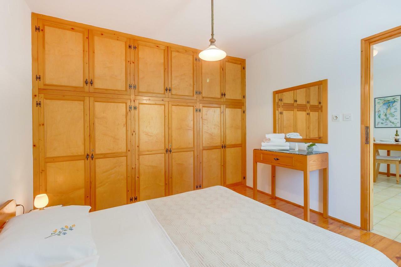 Apartman Pia Mali Losinj Bagian luar foto